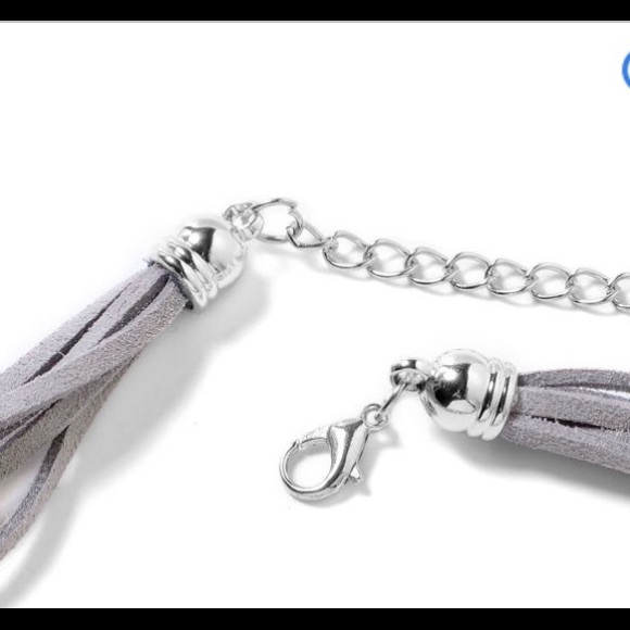 One of my favorites! Sparkly Necklace! BUNDLE IT!! - Picture 5 of 7